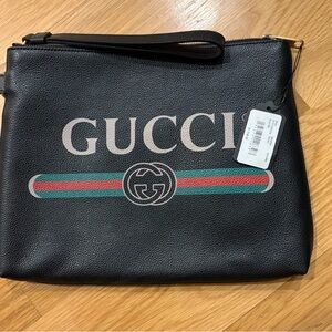 NWT Gucci Black Leather Logo Clutch